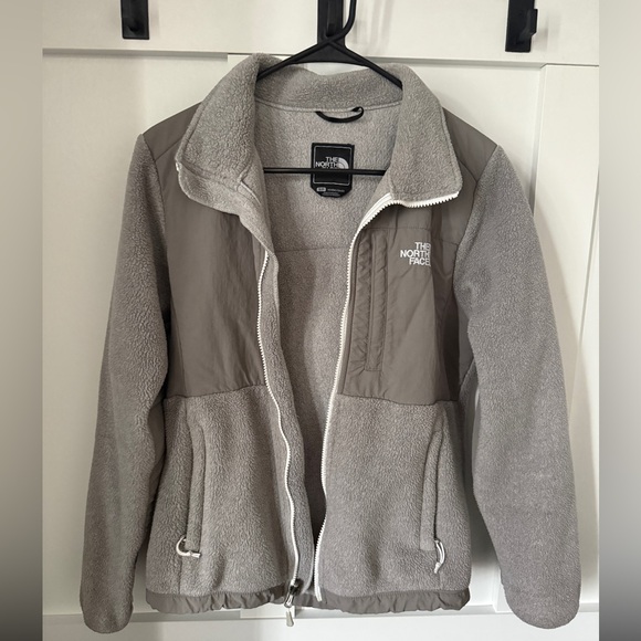 The North Face Denali Gray Fleece Jacket Size Small - Picture 1 of 5